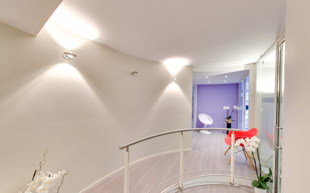 Architecture intérieur d'un cabinet de dentiste par Pascal Rouquier l'architecte d'intérieur d'a3dc la première agence de design couleur - aménagement d'espace de santé